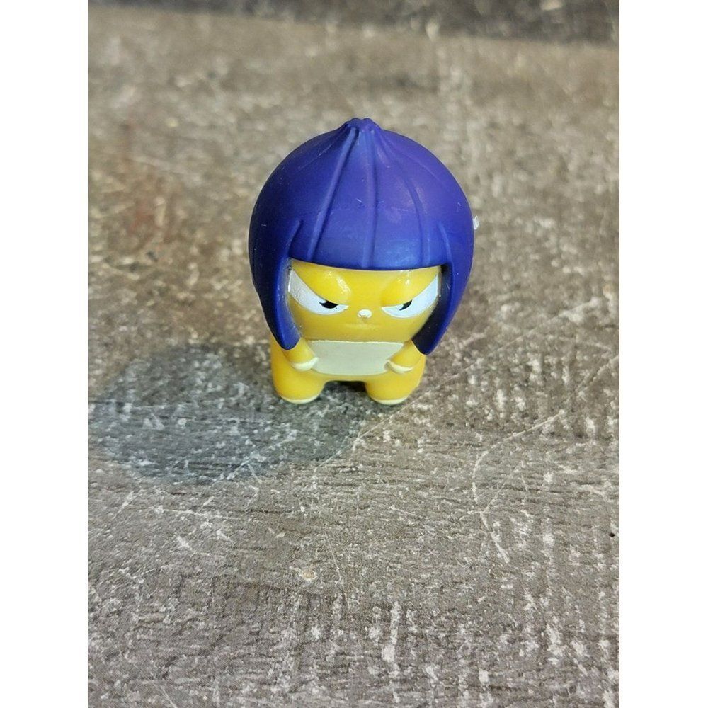 Tabby cat purple hair mom toy figure pet doll accessory